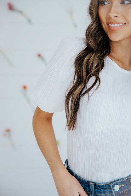 PUFF SLEEVE TOP IN WHITE FINAL SALE