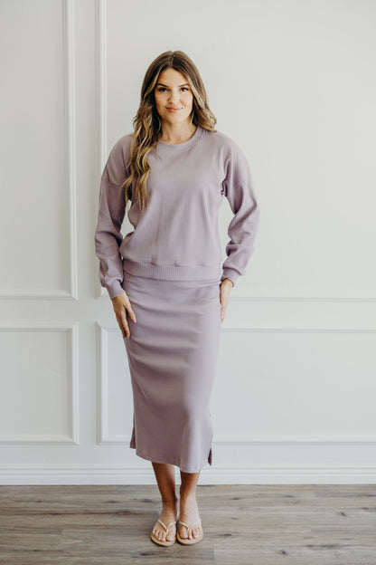 OVERSIZED RIBBED SWEATER IN LILAC