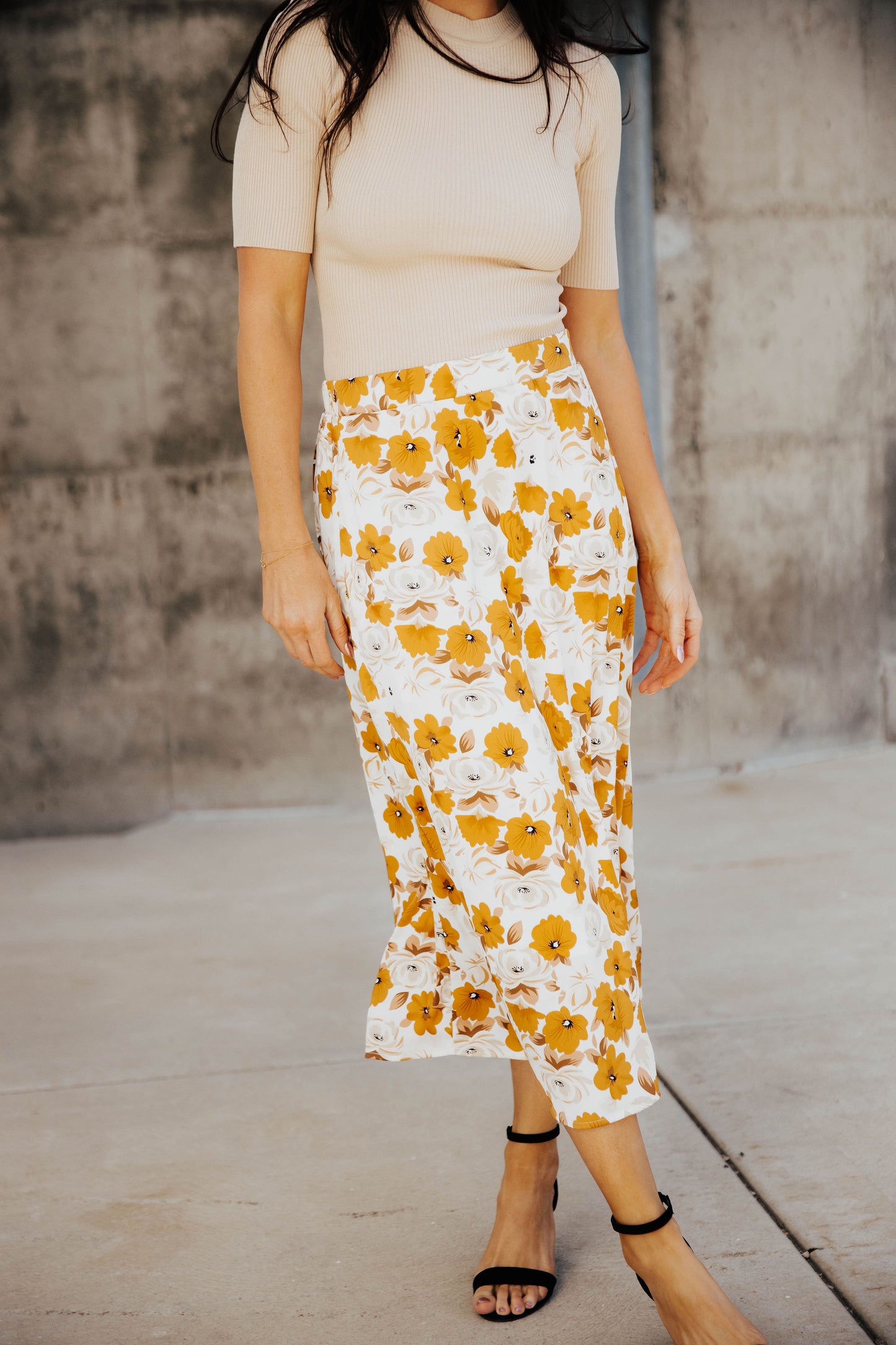 MIDI SKIRT IN AMBER FLORAL