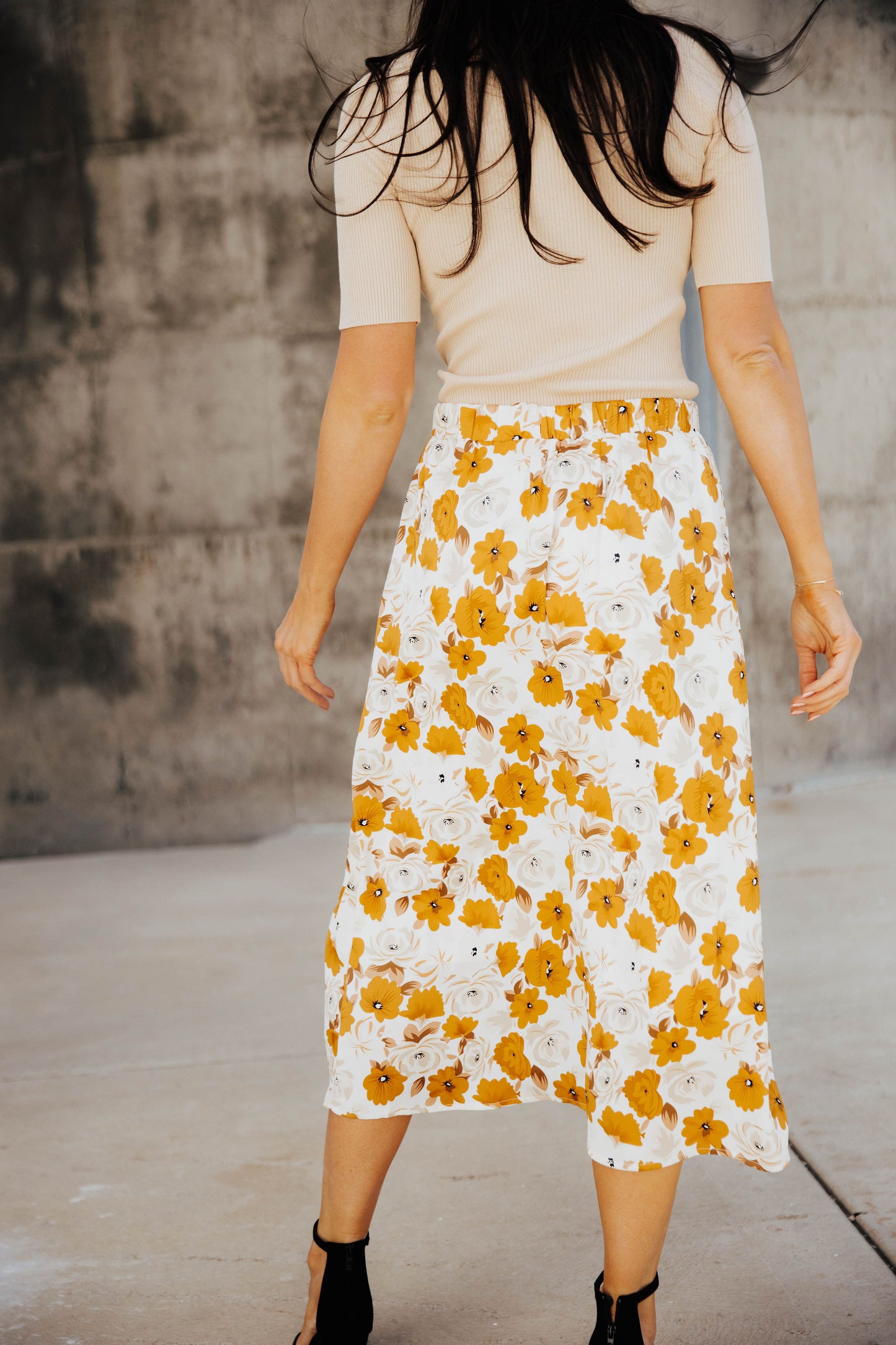 MIDI SKIRT IN AMBER FLORAL