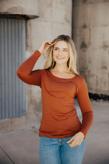 SOFT LONG SLEEVE TEE IN PAPRIKA