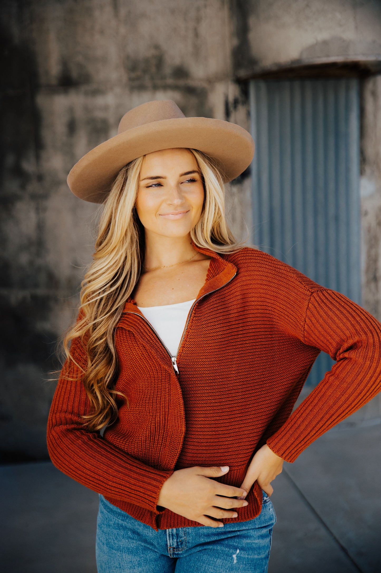 CHUNKY ZIP SWEATER IN RUST