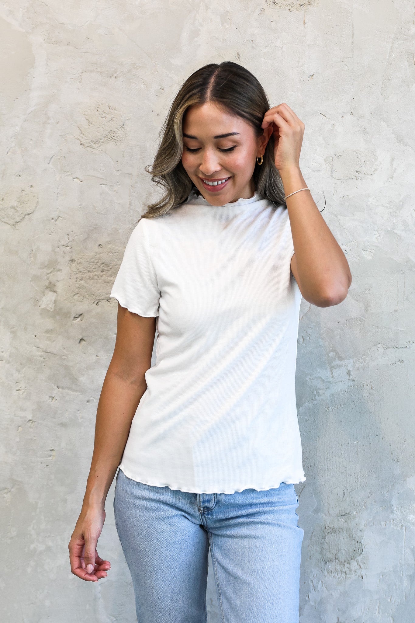 MOCK NECK RIBBED TEE IN IVORY