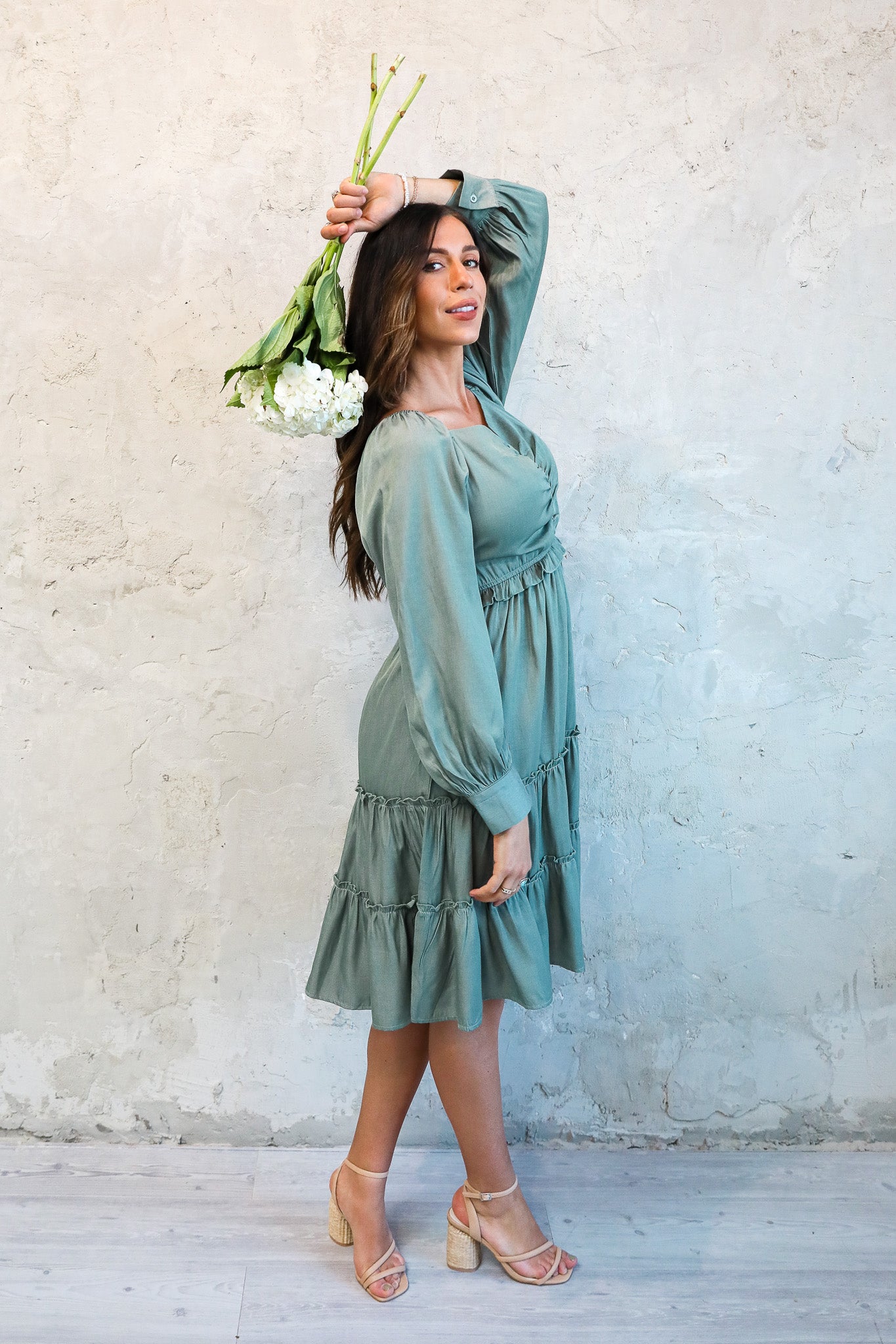 THE RHEA IN EUCALYPTUS FINAL SALE